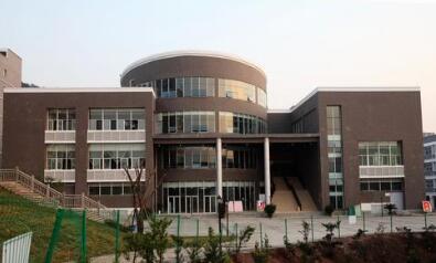 宜兴市官林职业高级中学