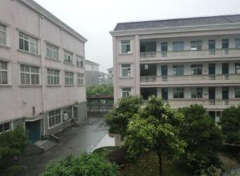 开阳县宅吉乡中心学校